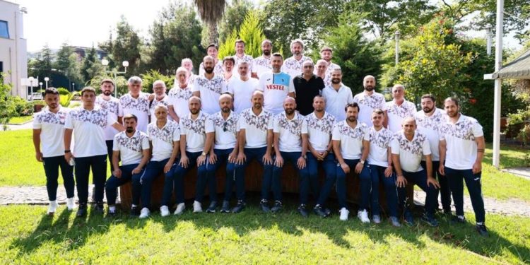 Nenad Bjelica, Trabzonspor akademisi ile bir ortaya geldi