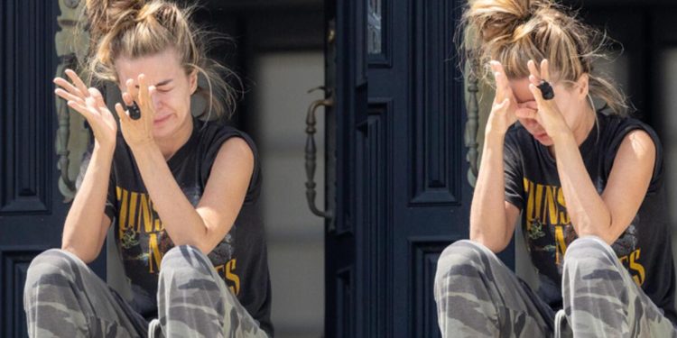 O da ‘lanetli’ dizide oynamıştı: Konutunun merdivenlerine yığıldı kaldı