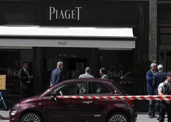 Paris’in konuştuğu soygun: 10 milyon euroluk mücevher çalındı!