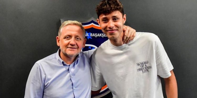 RAMS Başakşehir, Deniz Dilmen’in kontratını uzattı