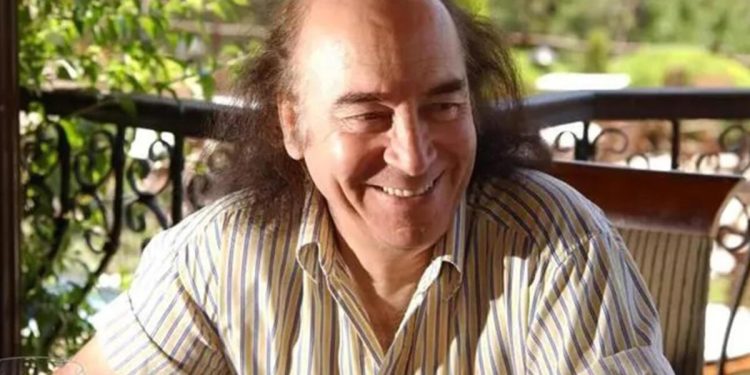 Rock müziğinin efsanesi Erkin Koray 82 yaşında hayatını kaybetti