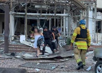 Rusya Zaporijya’da bir otele saldırdı