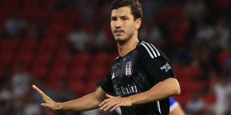 Salih Uçan’ın yükselişi sürüyor! Beşiktaş o varken tek maç kaybetti…