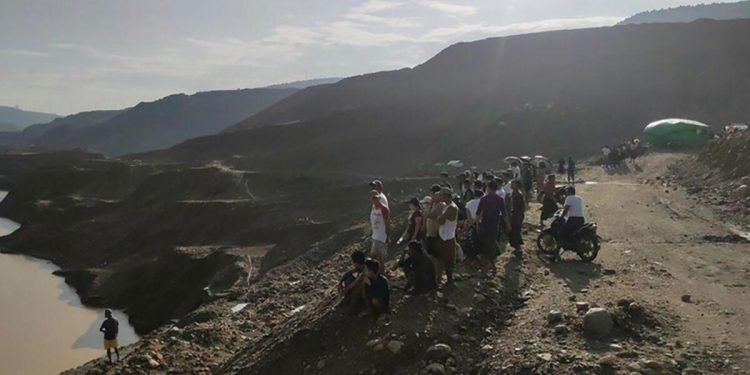 Şiddetli yağmurlar facia getirdi! Myanmar’daki toprak kaymasında 2 meyyit, 30 kişi aranıyor