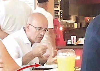 Şimşek, restoranın devamlı müşterisi