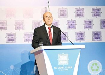 Şimşek’ten bankalara bildiri: Tüketim odaklı kredi periyodu geride kaldı