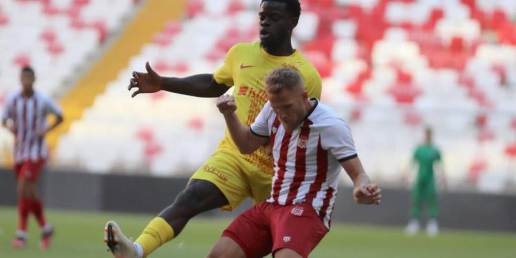 Sivasspor ile Kayserispor hazırlık maçında yenişemedi: 2-2