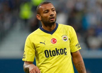 Son Dakika: Fenerbahçe, Joao Pedro’nun ayrılığını resmen açıkladı!