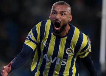 Son Dakika: Fenerbahçe’de gece yarısı ayrılık! Joao Pedro resmen Gremio’da…
