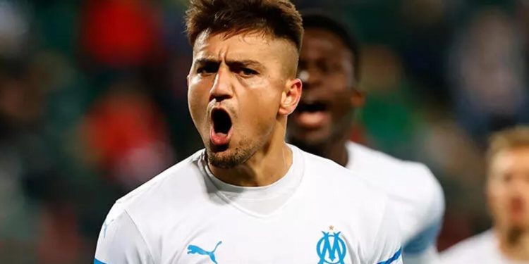 Son dakika: Fenerbahçe’de karar haftası! Kaleci, 6 numara ve kanat forvet transferleri kısa müddet içinde açıklanacak