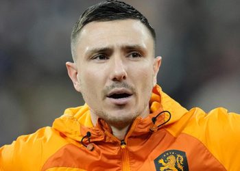 Son Dakika: Fenerbahçe’den Beşiktaş’a bir çalım daha! Berghuis savı…