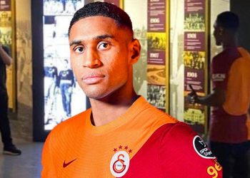 Son Dakika: Galatasaray’da Tete ve fotoğraf krizi! KAP bildirimi öncesi sızdı, vazifesine son verilecek…