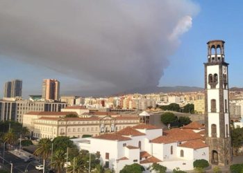 Tenerife Adası’nda orman yangını: 4 köy taliye edildi