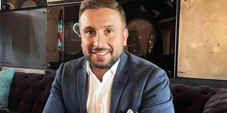 Trabzonspor’dan ayrılık açıklaması: ‘Oturdukları yerden para kazanmak isteyenler var…’