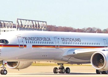 Uçağı tekrar arızalandı: Baerbock ziyaretini iptal etti