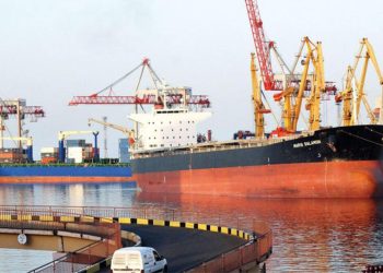 Ukrayna Karadeniz’de kendi koridorunu açtı