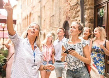 Vizesi olana indirim periyodu… Ret oranları artınca turizmci rotayı yeşil pasaportu ve vizesi olana kırdı