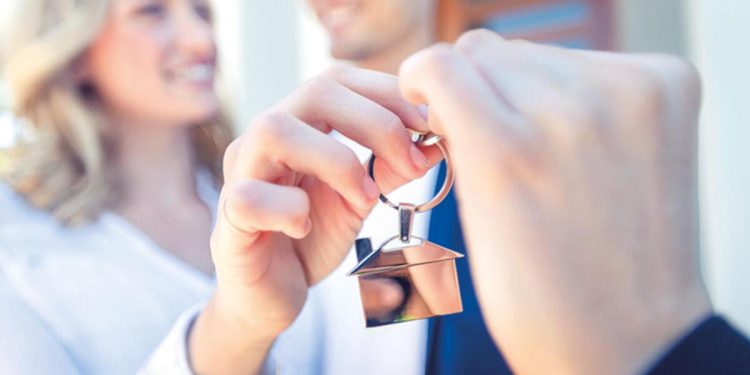 Yabancıya satış yüzde 50 azaldı