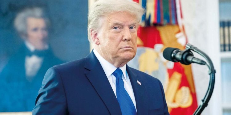 Yargıçtan Trump’a ihtar: Gözüm üzerinizde
