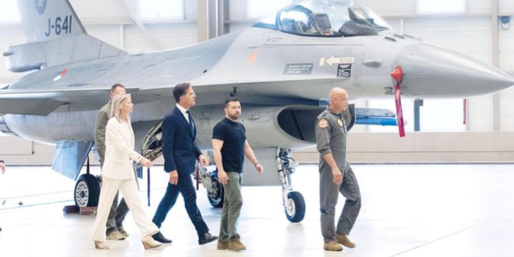 Zelenski’den Avrupa’ya F-16 çıkarması