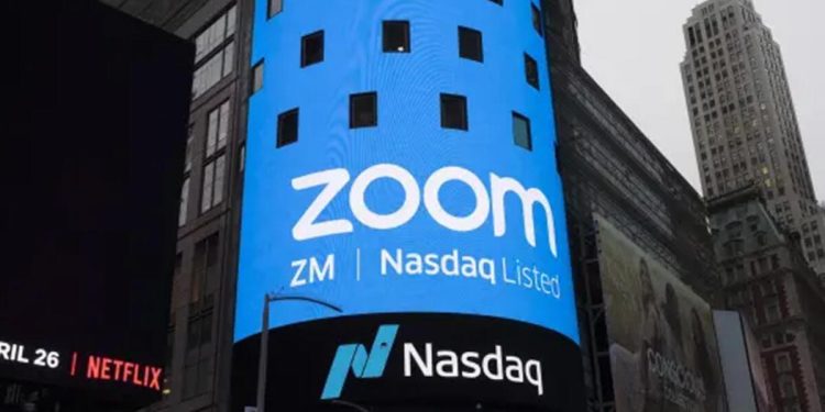 Zoom, çalışanlarından haftada iki gün ofise dönmelerini istedi