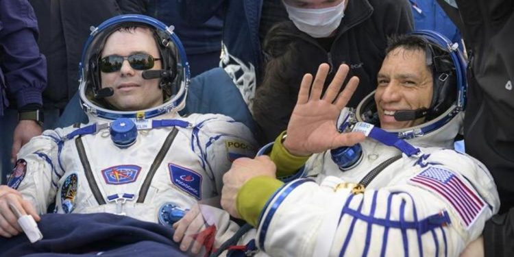 1 yıl sonra Dünya’ya döndüler! İşte birinci manzaralar…