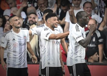 Beşiktaş evinde Kayserispor’u geriden gelip yendi