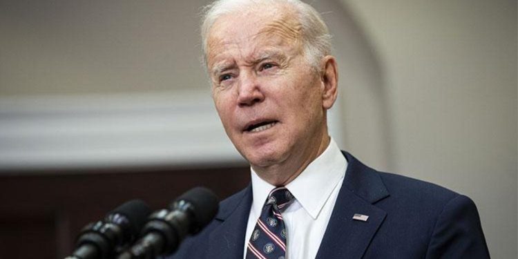 ABD tarihinde birinci: Vazifedeki Lider grevdeki emekçileri ziyaret etti