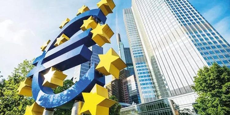 AMB’den 25 baz puanlık faiz artışı