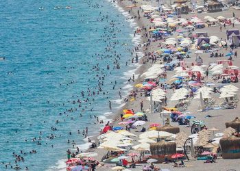 Antalya, 8 ayda 10 milyon 835 bin turist ağırladı