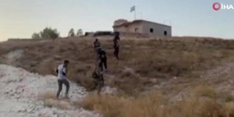 Arap aşiretleri Suriye’deki 33 köyü PKK/YPG’den kurtardı