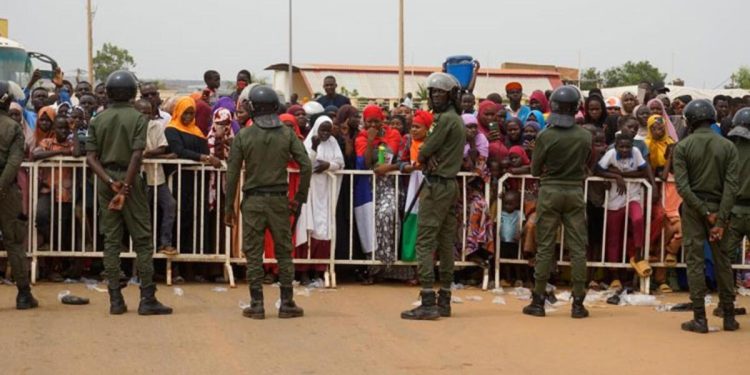 Askeri idare talimatı verdi: Nijer’de  Fransa büyükelçisinin hudut dışı ediyor