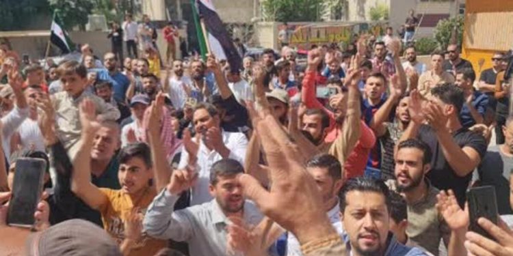 Azez’de halk terör örgütü PKK’yı protesto etti