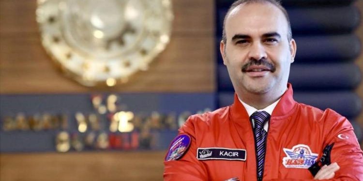 Bakan Kacır ayrıntıları açıkladı: Dünyaca ünlü astronotlar Türkiye’ye geliyor