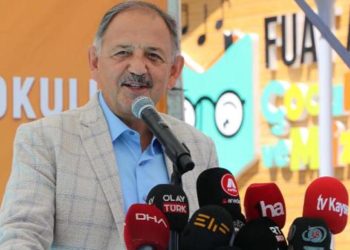 Bakan Özhaseki’den Türkiye Yüzyılı ve eğitim vurgusu