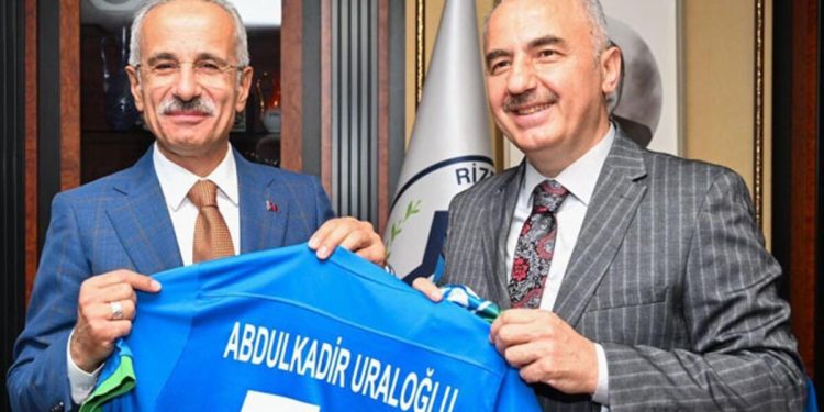 Bakan Uraloğlu: Rize’den İzmir’e uçuşlar 18 Eylül’de başlayacak