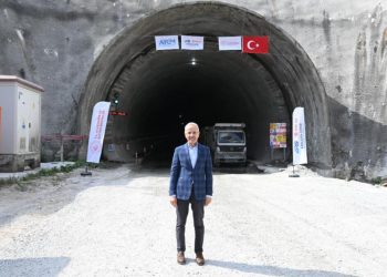 Bakan Uraloğlu’ndan Ankara-İzmir süratli tren sınırı muştusu