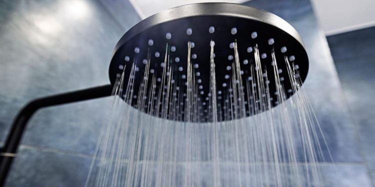 Banyonuzdaki kapalı tehlike! Duş alırken bedene sprey üzere yayılıyor, akciğerlerinize ve cildinize ziyan veriyor