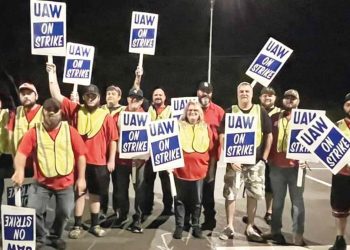 Biden’dan otomotiv devlerine grev iletisi