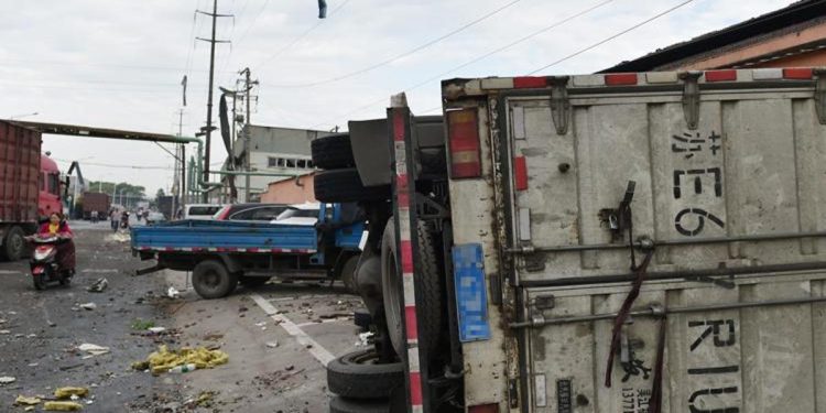 Çin’de hortum felaketi can aldı