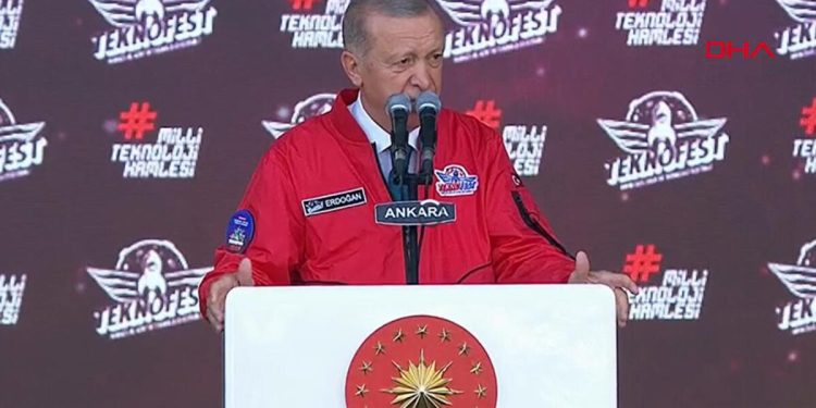 Cumhurbaşkanı Erdoğan: Teknofest benim evladım üzere