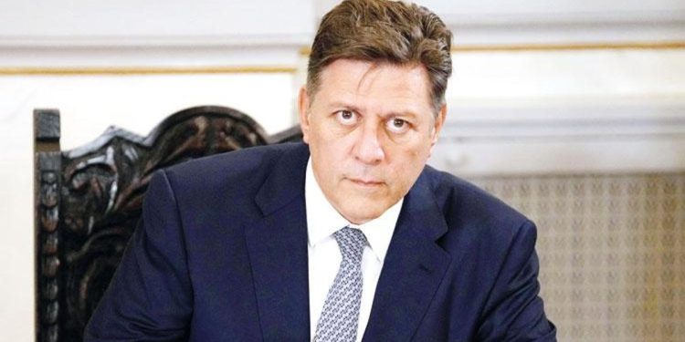 Denize itilen yolcu öldü, Yunan bakan istifa etmek zorunda kaldı