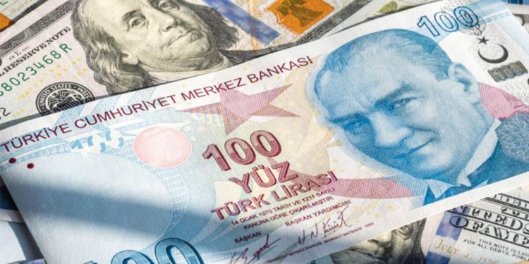 Döviz piyasasında faiz dalgalanması