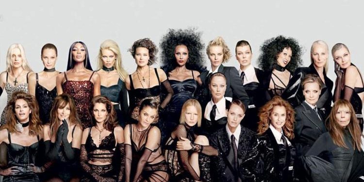 Efsaneler bir ortada