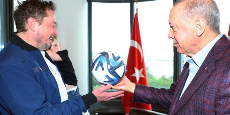 Elon Musk’ın oğlunun ismi ‘X Æ A-12’ nasıl okunur, manası ne? Toplumsal medyada gündem oldu!