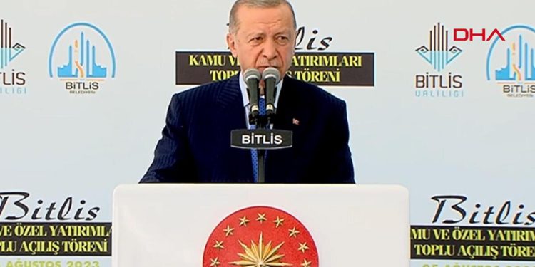 Erdoğan’dan mahallî seçim kelamları: Muhalefetin içler acısı durumunu bir kere daha gördük