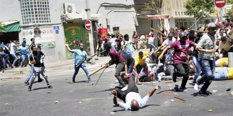 Eritreli sığınmacılar Tel Aviv’i birbirine kattı