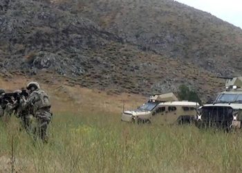 Ermenistan Azerbaycan mevzilerine ateş açtı