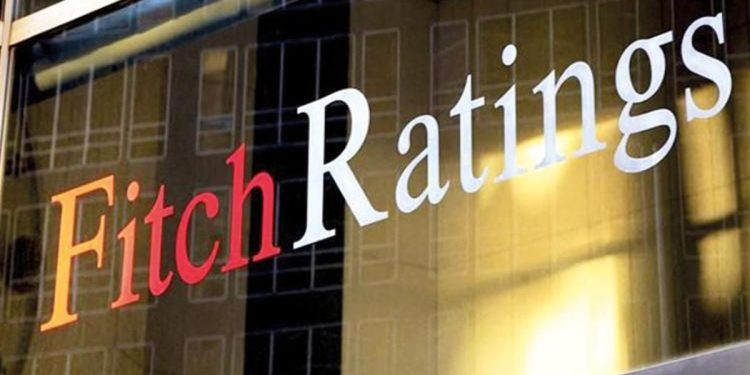 Fitch iki yıl ortadan sonra görünümü yükseltti