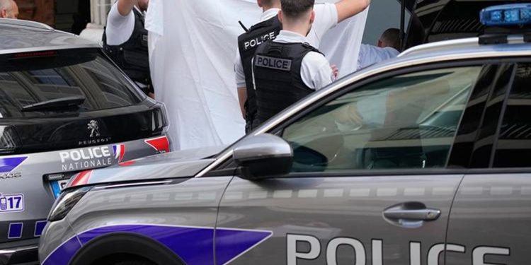 Fransa’nın konuştuğu kaza: 2 polis gözaltında